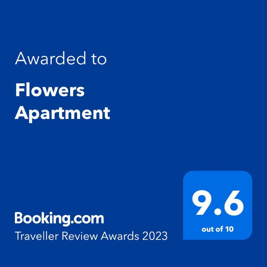 Flowers Apartment Dobrich Bagian luar foto